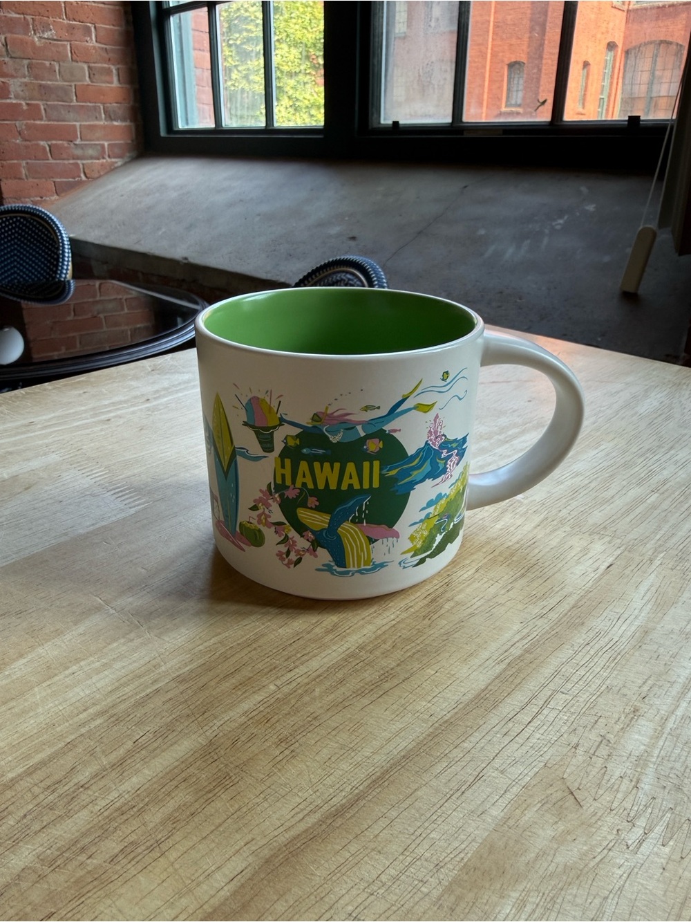 STARBUCKS Hawaii EXCLUSIVE Ceramic Coffee Mug - White with Green Interior